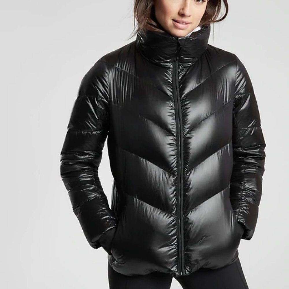 Athleta Lofty Down Puffer Jacket- Black- Medium